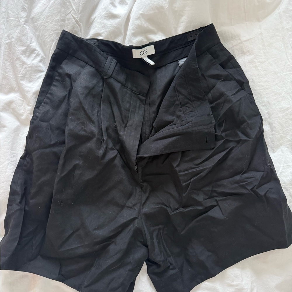 COS Classic Black Tailored Shorts